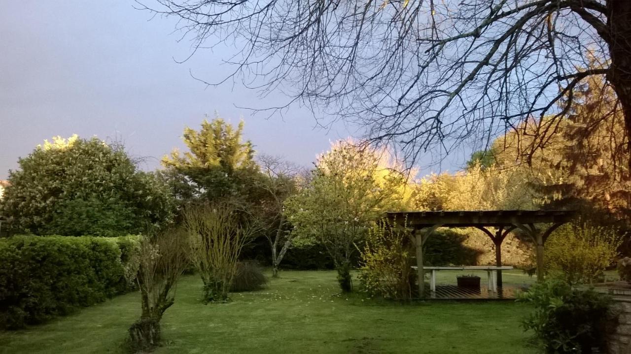 Clos Des Hirondelles Jau-Dignac-et-Loirac Zewnętrze zdjęcie